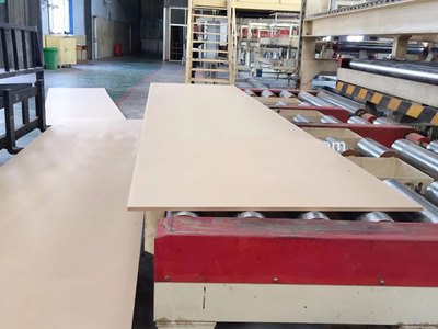 Panneau HDF plat